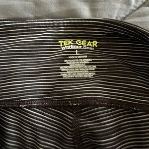 Tek Gear capri leggings